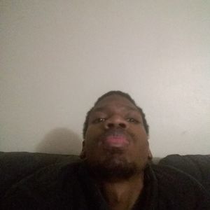 Meet your Posher, Dennis